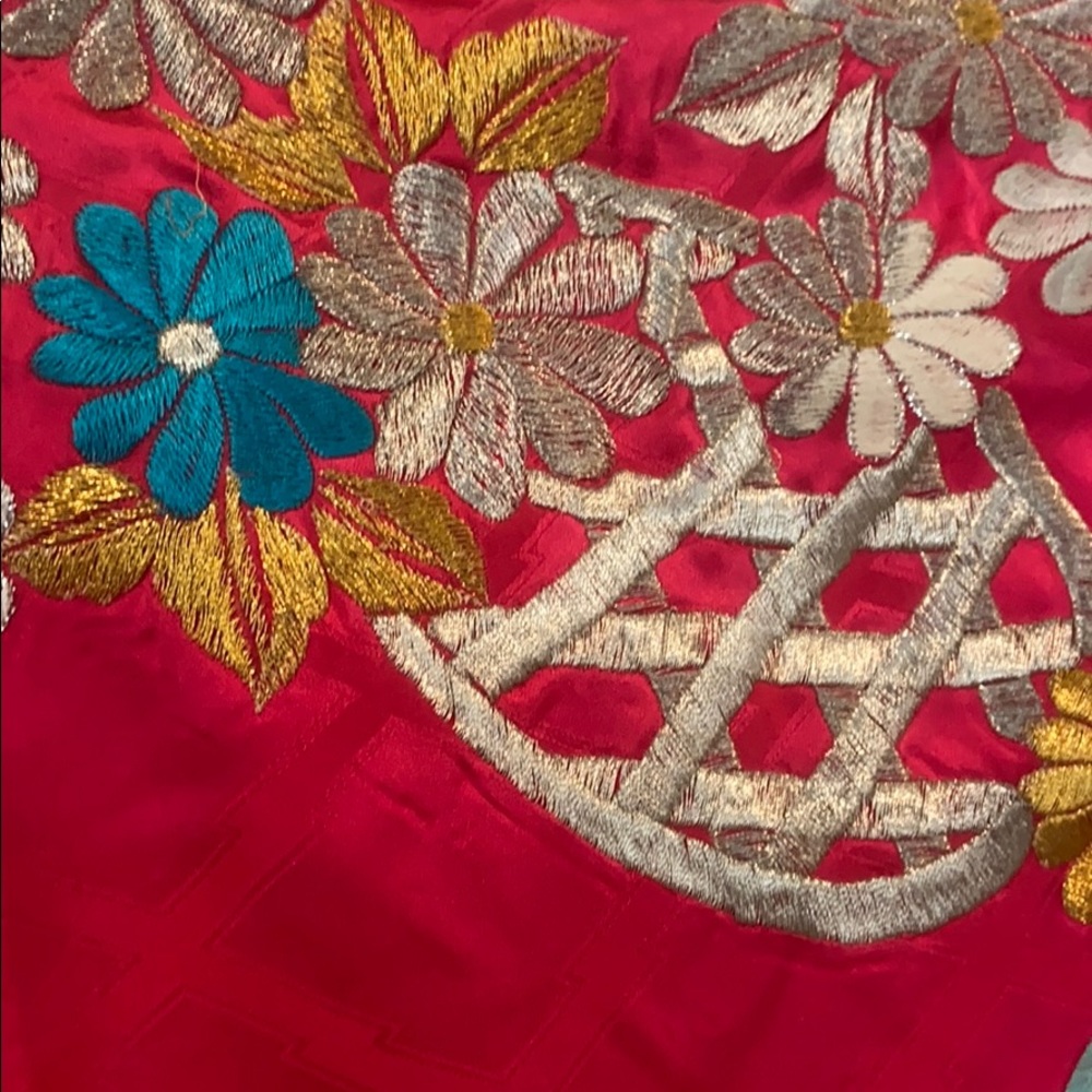 Vintage antique Japanese kimono wedding dress - Picture 3 of 16
